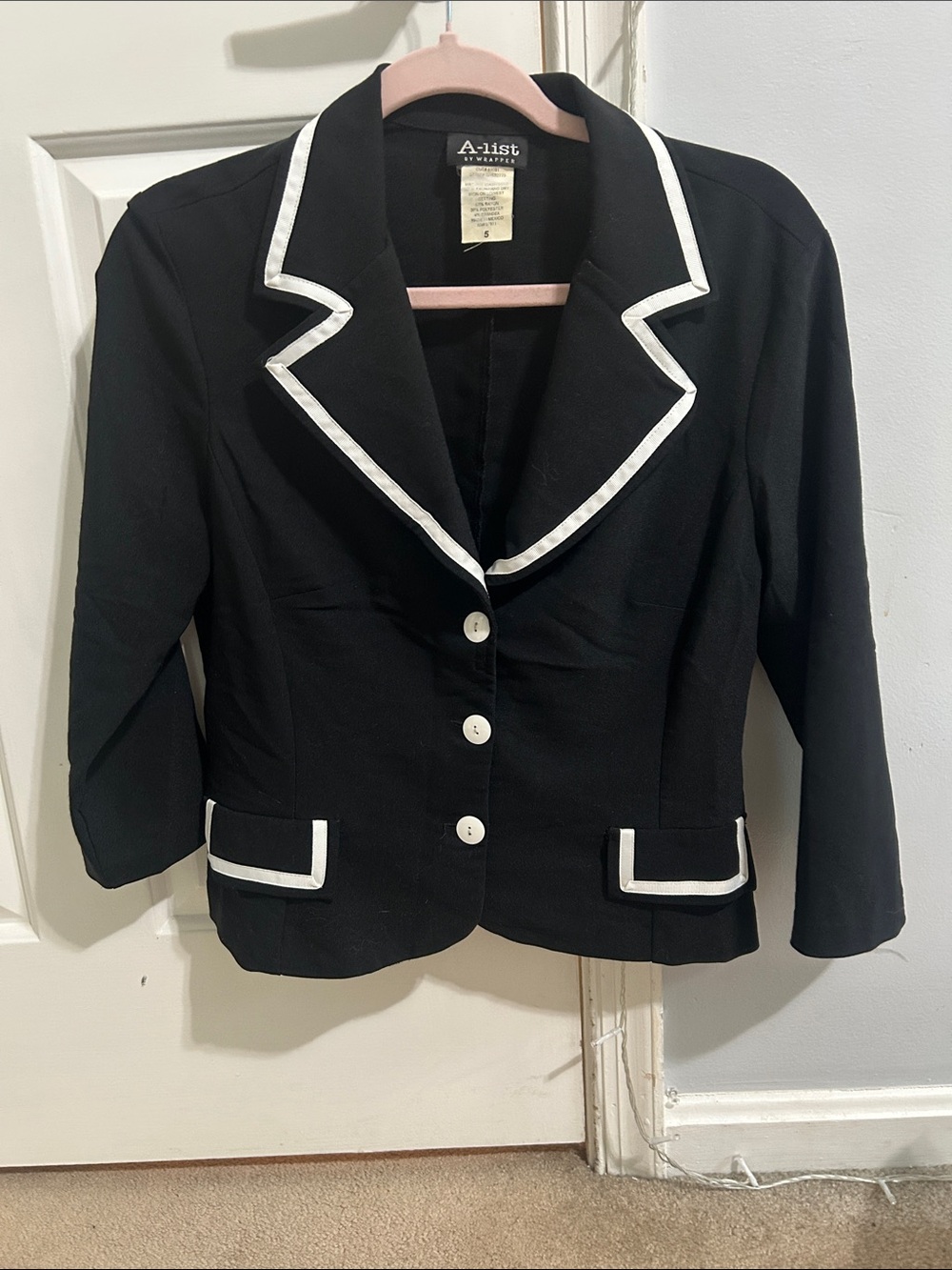 Woman’s A-list Quarter Sleeve Black and White blazer